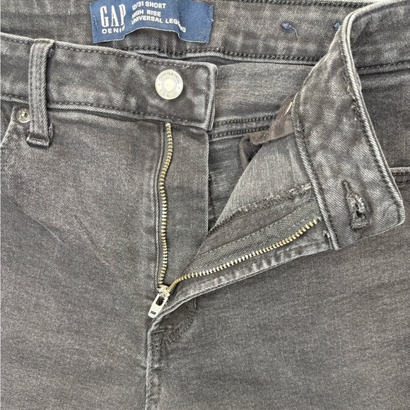 Gap Women’s Black Denim High Rise Universal Legging Jeans | Size 12/32 Short - Picture 4 of 8